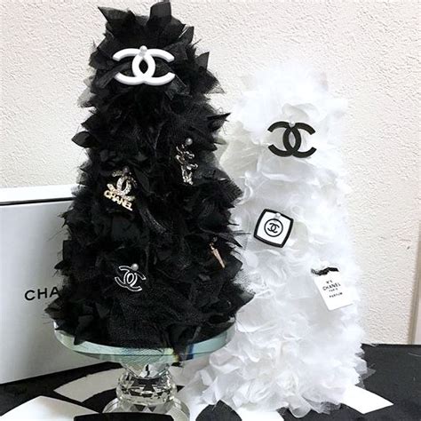 chanel kerstboom|chanel gifts.